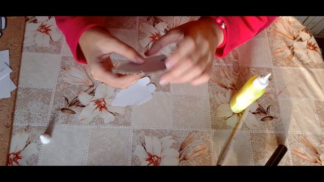 Among us персонажи из картона смотреть онлайн