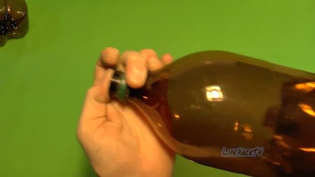 Насос из пластиковых бутылок для раздувания огня в мангале, камине или печи смотреть онлайн