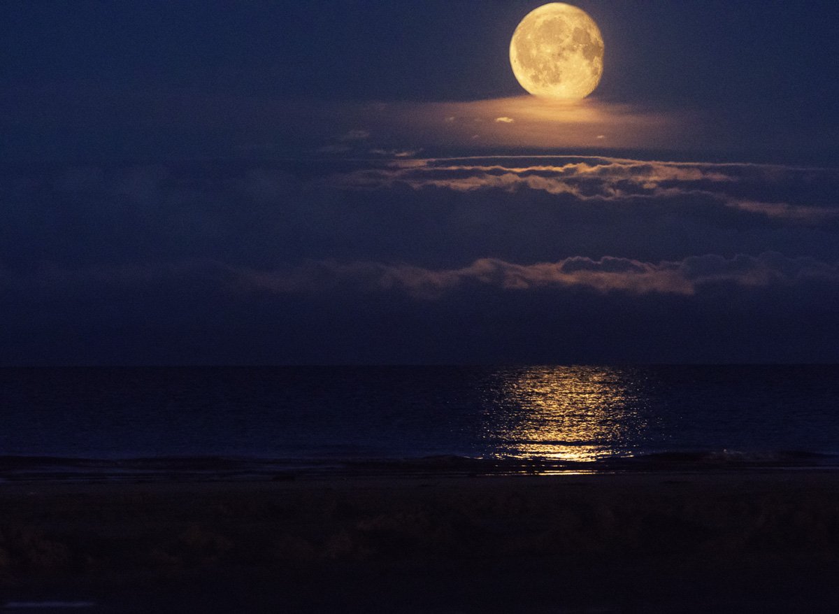 Лунная соната No. 14, Op 272 - I. Adagio sostenuto Бетховен смотреть онлайн