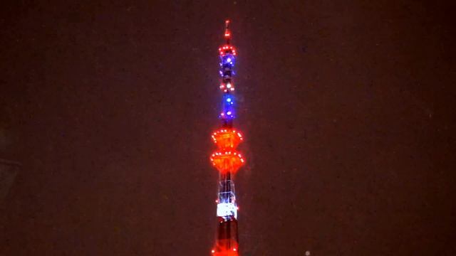 То ли башня, то ли ёлка… Новый Год в Екатеринбурге смотреть онлайн