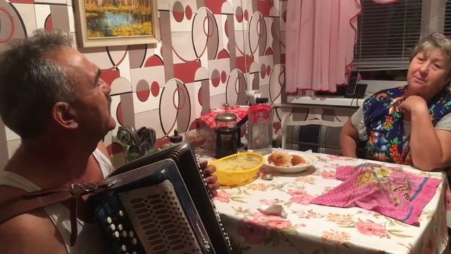 Две берёзы в чистом поле! смотреть онлайн