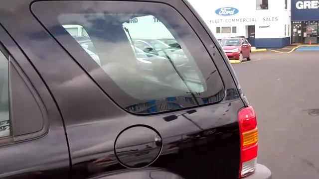 CompareFord Escape XLS with 5 speed Gresham Ford смотреть онлайн