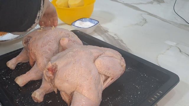 Очень вкусная Курица в духовке смотреть онлайн