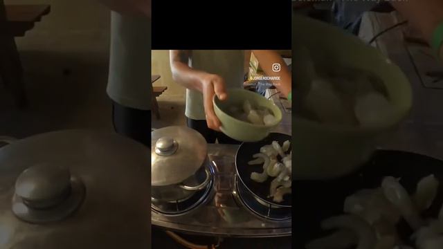 creamy shrimps!!! ginger, green garlic and shrimp bisque смотреть онлайн