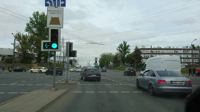 421. Бог любит троицу ! смотреть онлайн