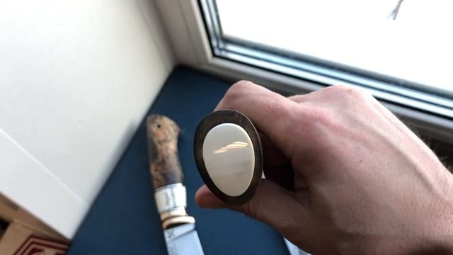 Дорогие ножи в подарок сталь М398 гравировка скримшоу на кости смотреть онлайн