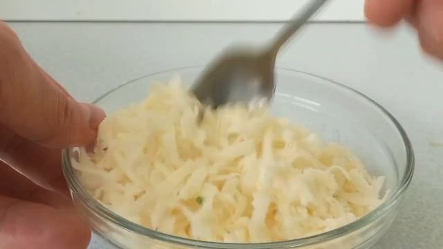Конвертики из лаваша с сыром чесноком и зелёнью/Lavash Envelopes With Sardines