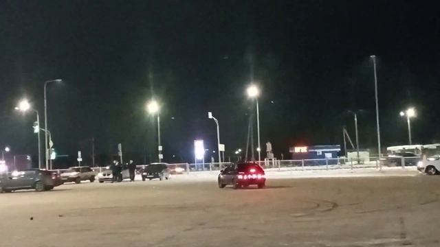 ДРИФТ НА ПАРКОВКЕ ТЦ! ОХРАННИК ВЫЗВАЛ ДПС! смотреть онлайн