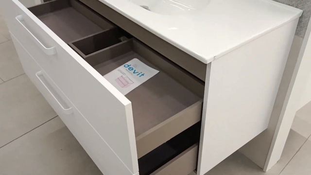 DEVIT 073818W FRESH Тумба 120 біла з білими ручками та білою овальною раковиною смотреть онлайн