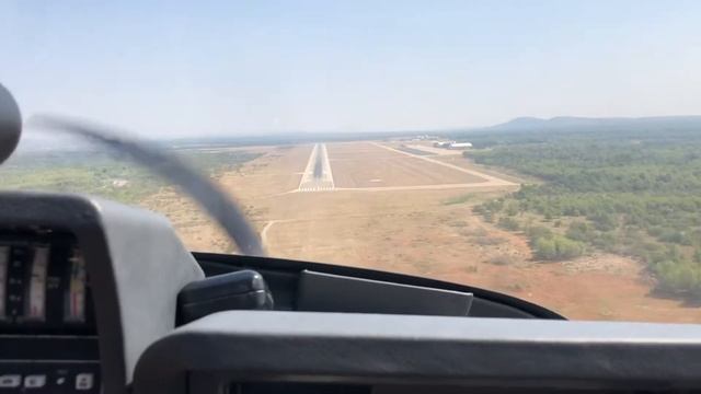 Landing at Zadar Airport~SOCATA TB20 смотреть онлайн
