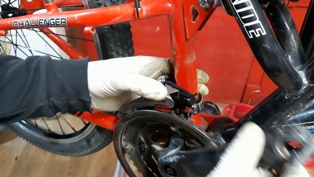 Установка колес, переключателей скоростей и цепи на велосипеде смотреть онлайн