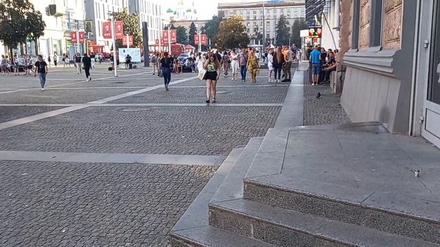 Хатико. 23.08.2023 г. Днепр. Девушка возле столба. Чем все закончилось? смотреть онлайн
