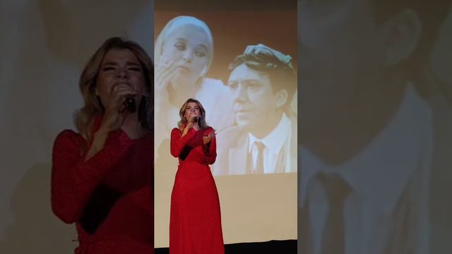 "Помоги мне" - Елена Суровцева смотреть онлайн