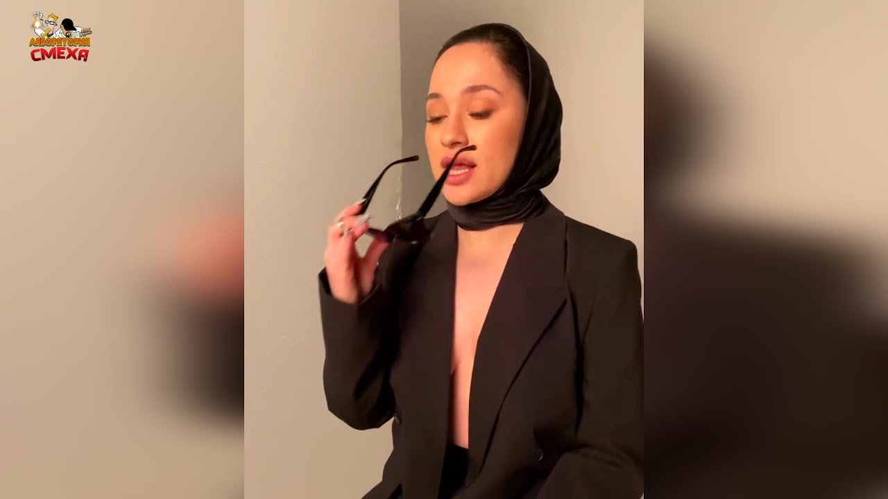 Аниса Муртаева показала самое горячее видео / Подарок на 23 февраля / Красавицы «дубляжа» смотреть онлайн