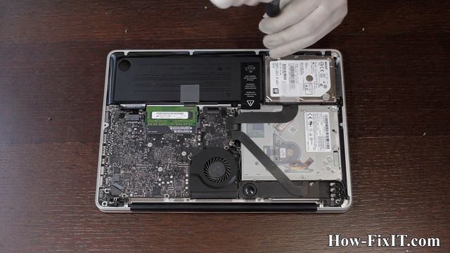 How to install SSD in MacBook Pro A1278 | Hard Drive replacement смотреть онлайн