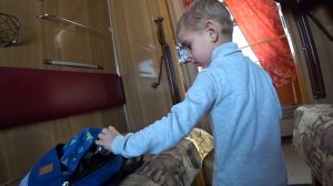 ДАНЕЧКА ОПЯТЬ БРОСИЛ ПАПУ И УЕХАЛ С МАМОЙ ?