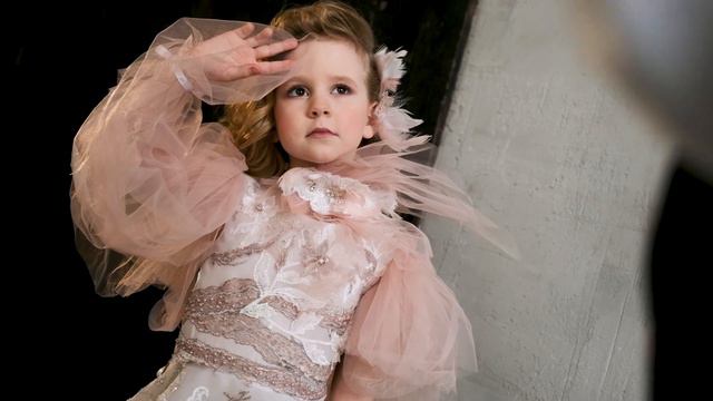 Детская мода haute couture по-русски. Коллекция Елены Мелякиной 2024 года. смотреть онлайн