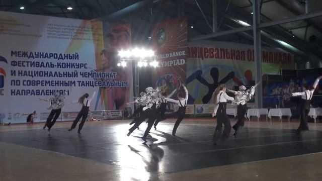 Jazz Dance / Джаз. Кубок Мира. Юниоры, формейшен, финал (01.05.2014) - 00055 смотреть онлайн