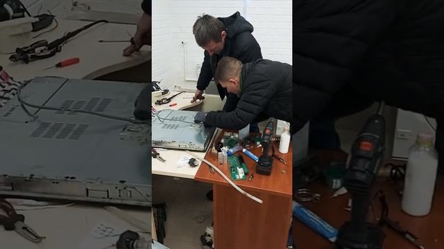 Ремонт электрической варочной поверхности Whirlpool в сервисном центре Дойч Механика с гарантией ?? смотреть онлайн