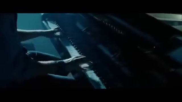 "Edward toca el piano para Bella" смотреть онлайн