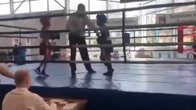 Серебряков Василий(синий) финал первенство г. Выборга. Единогласная победа Василия??? смотреть онлайн