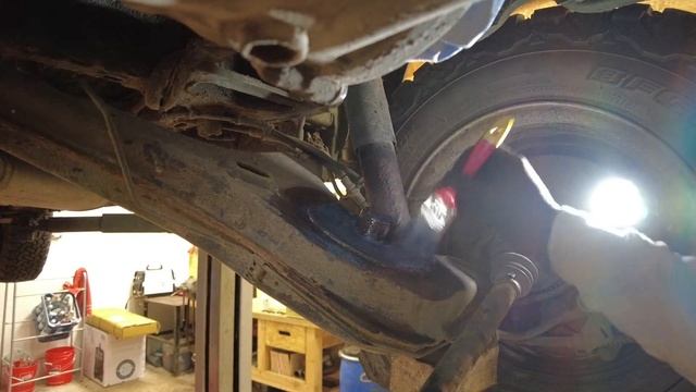Vw T4 Höherlegung hinten / FWD und Syncro / Suspension Lift / Offroad Fahrwerk смотреть онлайн