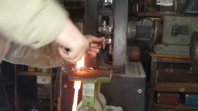 Molecular Programming Of Steel Blade