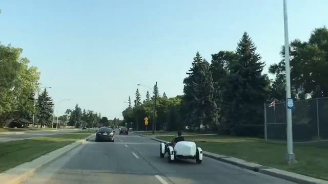 ВИННИПЕГ Канада. Необычные самодельные машины. смотреть онлайн