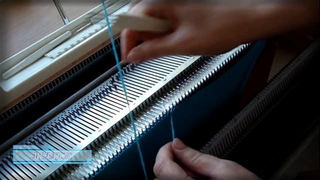 Закрытие петель на вязальной машинке смотреть онлайн