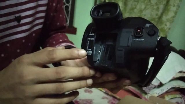 Unboxing Sony HXR NX80 Camcorder With price details and other small specifications. смотреть онлайн