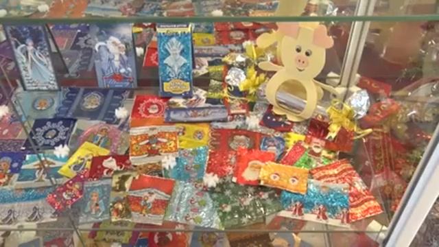 Обзор выставки коллекции "Этот сладкий Новый год". смотреть онлайн