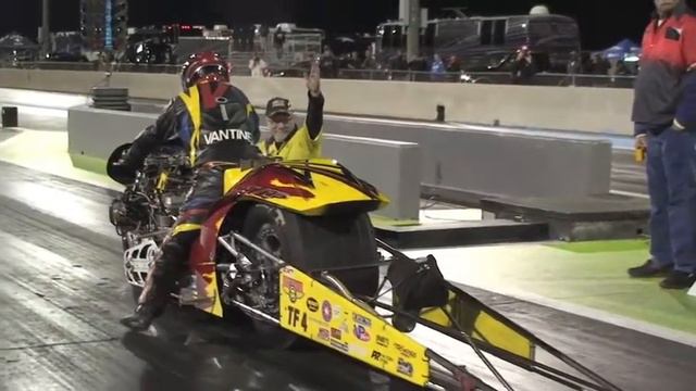 2016 Man Cup Finals - Top Fuel Final Larry McBride Wins over David Vantine смотреть онлайн