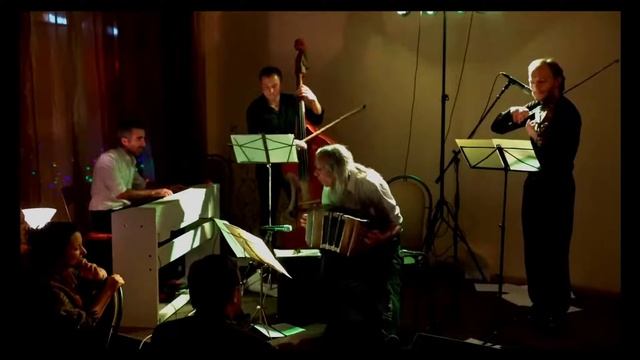 "Bar exposición" by SOLO TANGO + SILENCIO смотреть онлайн