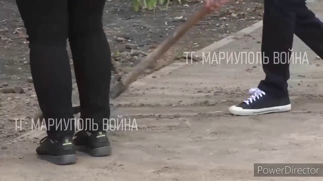 Мариуполь готовится к 1 Мая. Убирают завалы и чистят улицы.