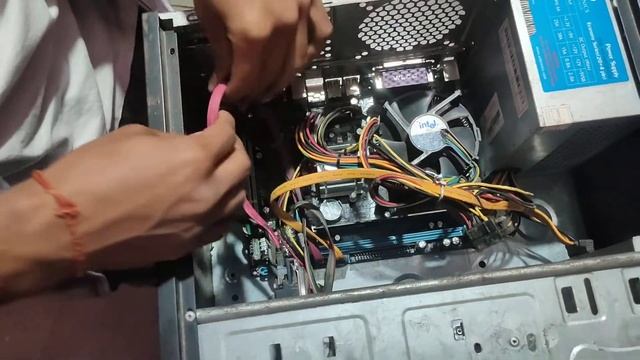 Cable Not connected or No connection on Monitor _PC, VGA Problem. смотреть онлайн