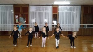 Танец игра курочка и цыплята