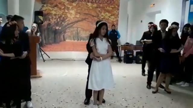 Флешмоб -Вальс(осенний бал) смотреть онлайн