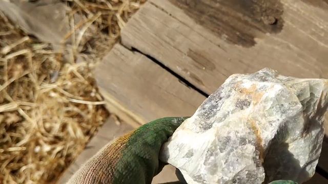 Бусины из камня смотреть онлайн