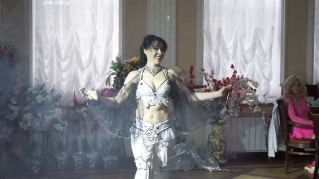 Елена Далажик руководитель студии танца живота,,ХАБИБИ" смотреть онлайн