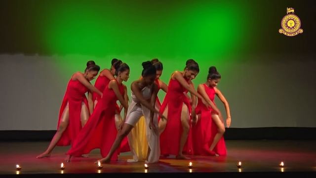 Radhawani Contemporary Dance Cover смотреть онлайн