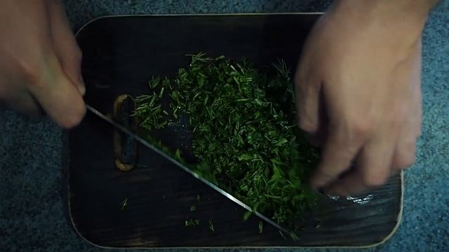 Салат с редиской и яйцом смотреть онлайн