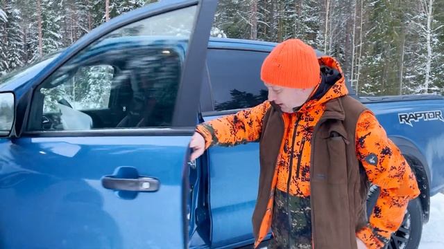 Video bloga #28 epizode. Mežonīgais un dusmīgais Ford Ranger Raptor смотреть онлайн