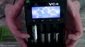 Зарядное устройство XTAR VC4: Обзор и Мнение