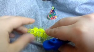 Колокольчик на станке Монстр Тейл    Rainbow Loom