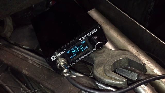 Замена щёток циркуляционного насоса интеркулера Mercedes-benz W220 S400cdi смотреть онлайн