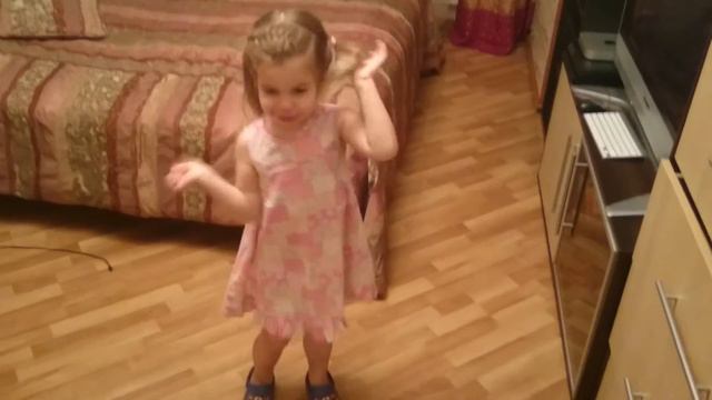 В траве сидел кузнечик... смотреть онлайн