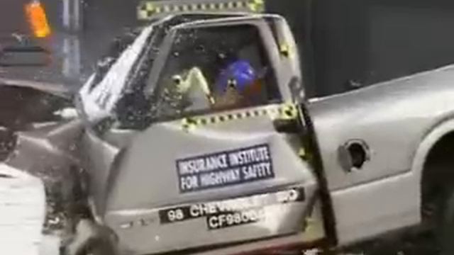 Crash Test 1998 - 2003 Chevrolet S-10 / 1998 - 2003 GMC Sonoma / 1998 - 2000 Isuzu Hombre (Frontal смотреть онлайн