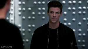 Флэш и Иксес просят помощи у Обратного Флэша (Эобард Тоун) | Часть 1