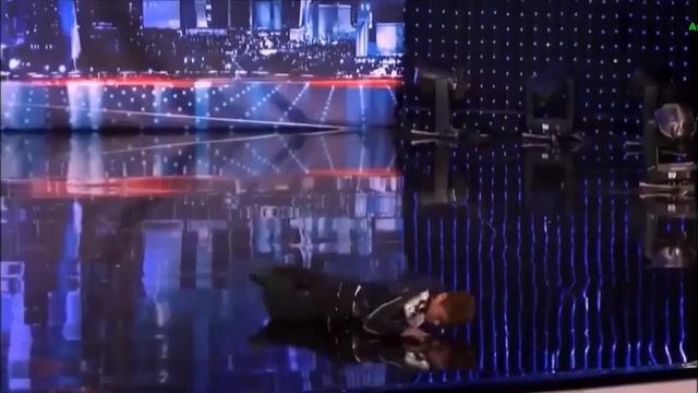 Snap! The Power Robot Dance vs Break Dance смотреть онлайн