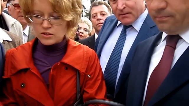 Губернатор Андрей Воробьев - Здесь делать нечего ! смотреть онлайн